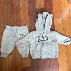 Baby GAP Set Zip Up Sweatshirt & Sweatpants